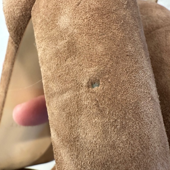 Nine West suede camel colored heels. - Picture 4 of 4